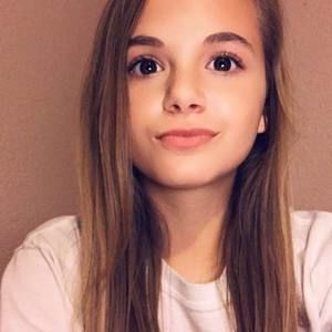 Meet your Posher, Bayley